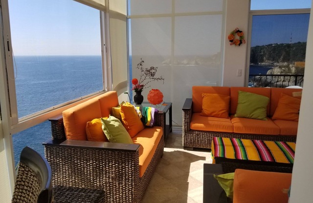Viewpoint in Puerto Angel 201
