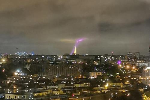 viewTower eiffel 1 ROOM PRIVATE no#2 colocation