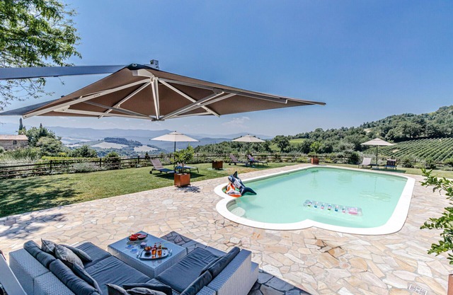 Villa in Tuscany with swimming pool
