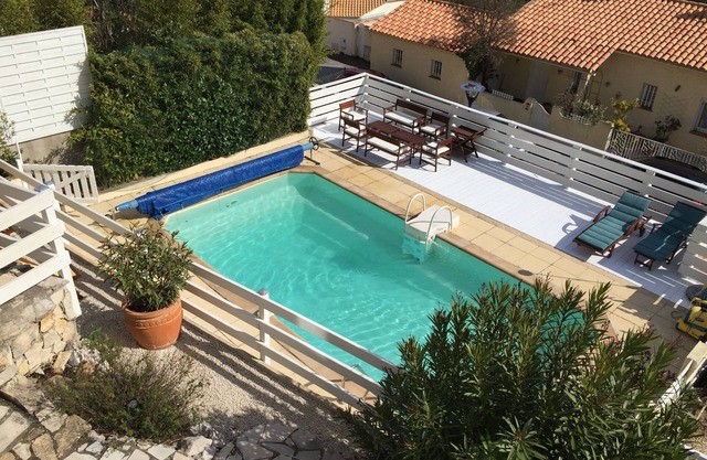 Villa 3 Chambres + 2 Studios Piscine spa vue mer 5'cassis 10'calanques