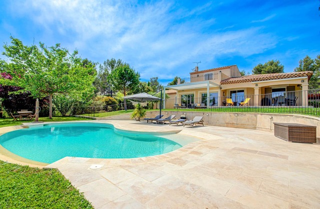 Villa 5 minutes from the center of Aix-en-Provence