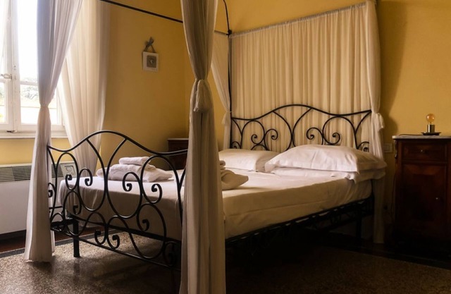 Villa Agnese, charming historic villa overlooking the walls of Lucca