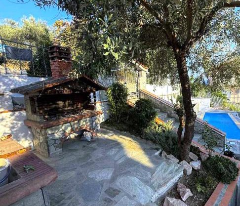 Villa Alpha Sea View With Pool