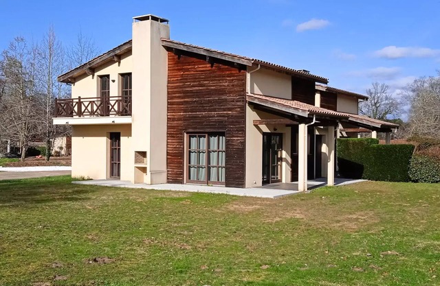 Villa angebracht, 2 Bäder 6 Personen