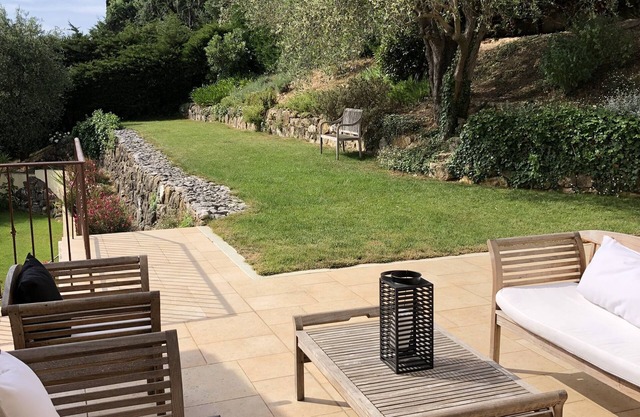 Villa au Calme Avec Piscine à Mougins