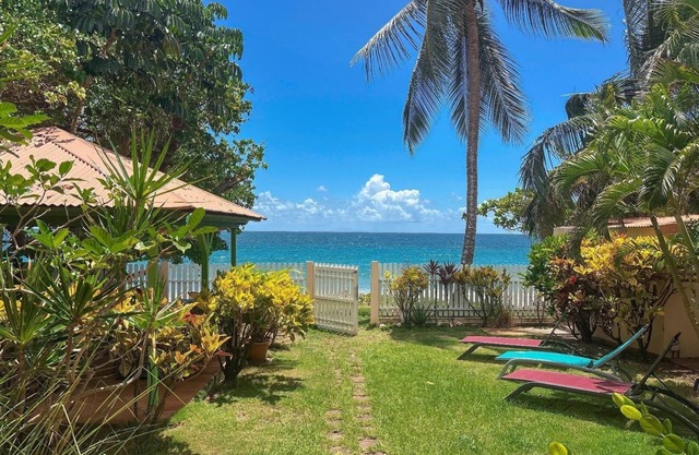 Villa au Diamant Ref M133 5 ch 10 personnes jardin face mer