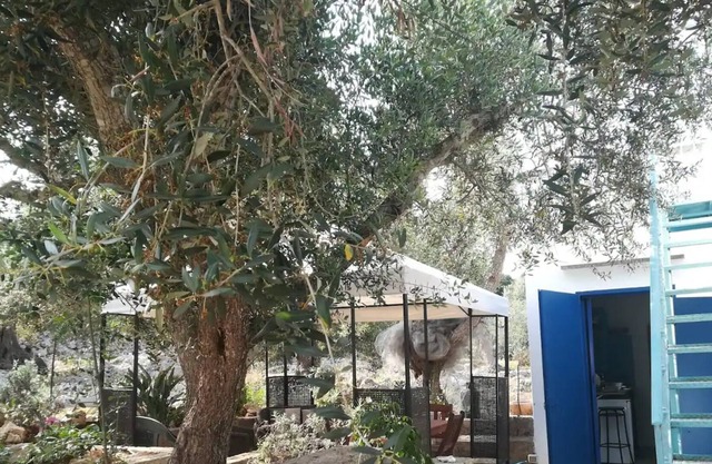Villa 'Azzurro Salento 5' with Sea View, Shared Pool and Wi-Fi