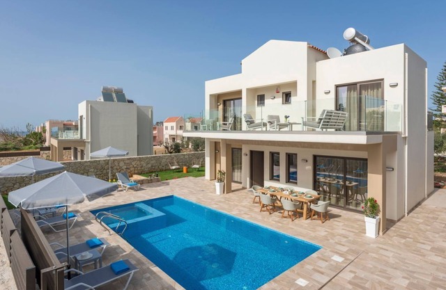 Villa Ballos - Three Bedroom Villa, Sleeps 6