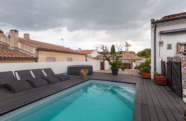 Villa 'Baraka' with Private Pool, Wi-Fi and Air Conditioning