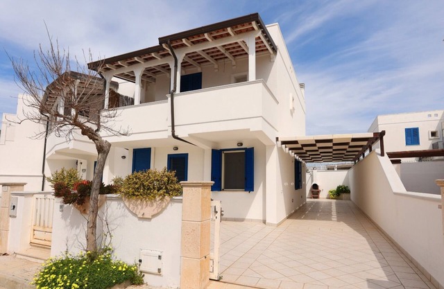 Villa 'Brezza 1' with Private Terrace and Air Conditioning