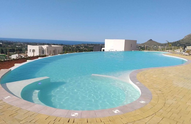 Villa Cristina - Relax - Pool and Sea View