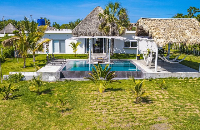Villa Campos del Mar, Monterrico