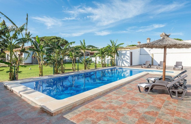 Villa "Casa Layda" for Families with Outdoor Pool, Wi-Fi and Air Conditioning