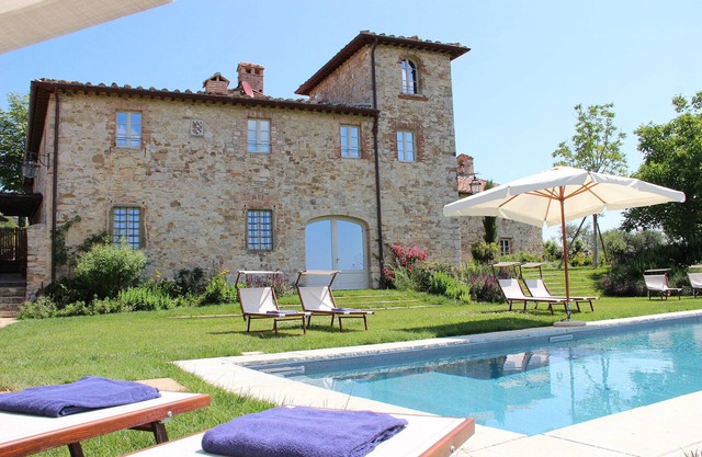 Villa Chianti, elegant villa in Gaiole in Chianti