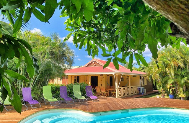 Villa Coco (6p) 3 A/C bedrooms, pool, beach 300 m