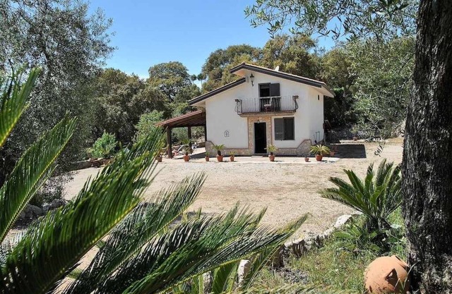 VILLA CYCAS relaxation between sea and nature