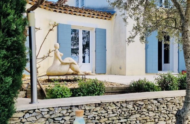 Villa de Charme, à Proximité Immédiate D'uzes et du Pont du Gard