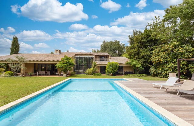 Villa des Prés, beautiful villa for 8 people with private pool in de Provence