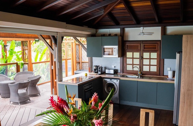 Villa Desirable for 8 with private pool and spa