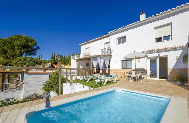 Villa El Cortijo - Two Bedroom Villa, Sleeps 4