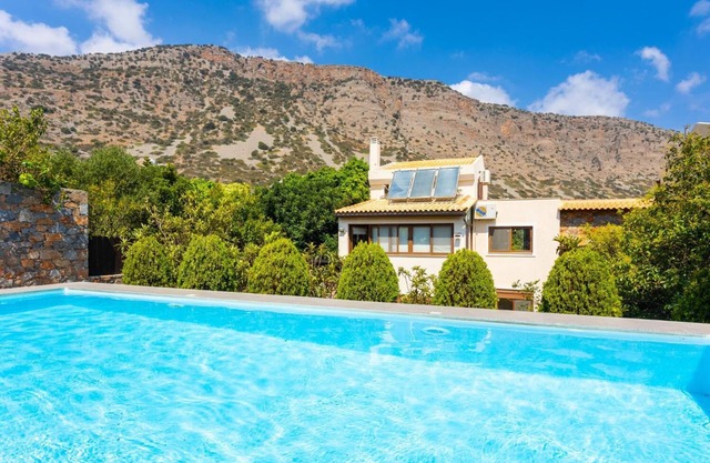 Villa Elounda Plaka - Three Bedroom Villa, Sleeps 8