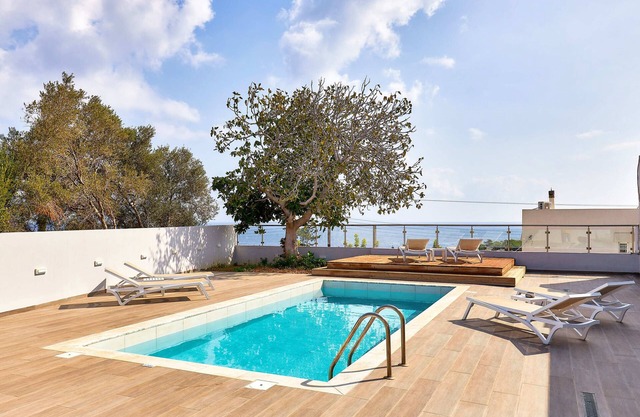 Villa Emilia Agia Pelagia - with private swimming pool