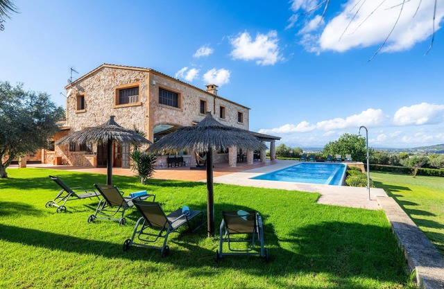 Villa "Es Turonet" with Mountain View, Private Pool & Wi-Fi