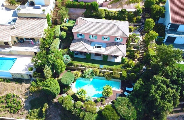 Villa FOR 8/10 PEOPLE Swimming pool, jacuzzi, Panoramic view of the sea and vineyards