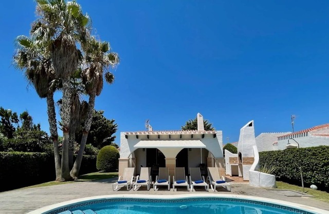 VILLA FOR MAX. 8 PEOPLE IN CAP D´ARTRUITX - 10% DISCOUNT IN MAY/JUNE