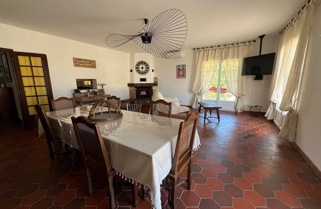 Villa 5 kms from Ile-Rousse beaches