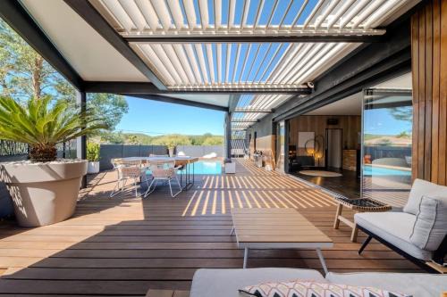 Villa Genêts - Bioclimatic Pergola and Swimming Pool
