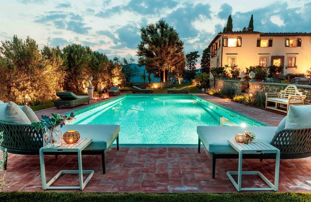 VILLA IL CASTELLO: Vibrant Sanctuary of Enchanting Colours. 6 Bedrooms, Private Pool