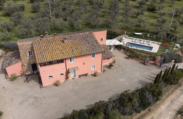 Villa Il Colle di Sotto - Imagine a place just for you