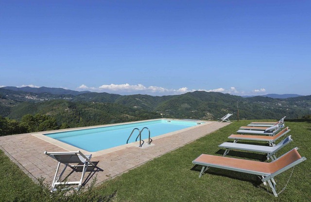 Villa in Castagnori with 4 bedrooms sleeps 8