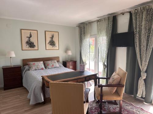 Villa IRI Habitación N1 con baño propio y balcón