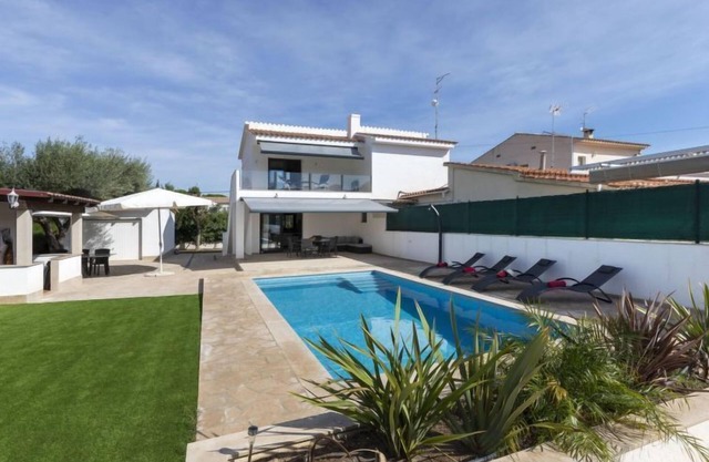 Villa Isabel by Interhome