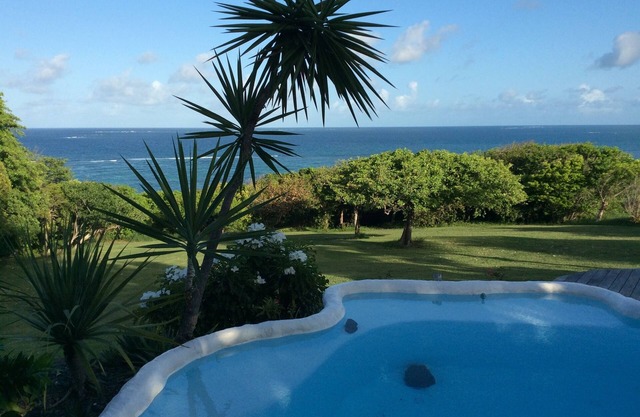 VILLA JARDIN CAYE PARADIS