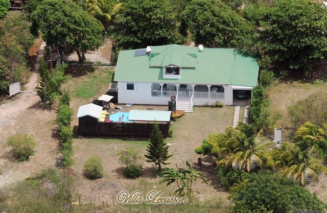 . Villa Kreyol LECUSSON with swimming pool and sea view
