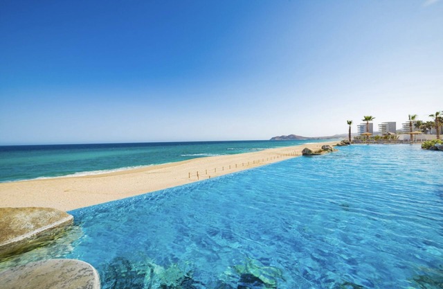 Villa La Valencia located between Tulie Cove and Tequila Beach on the corridor