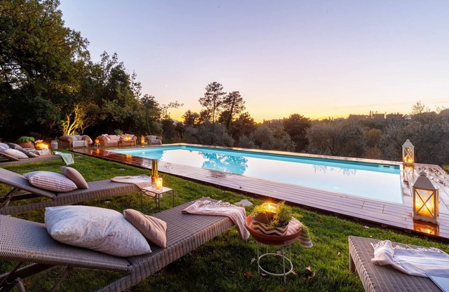Villa Lorena, a Family Vintage Home with Indoor Pool, Air Conditioning, Outdoor Pool, Fitness Room & Wifi