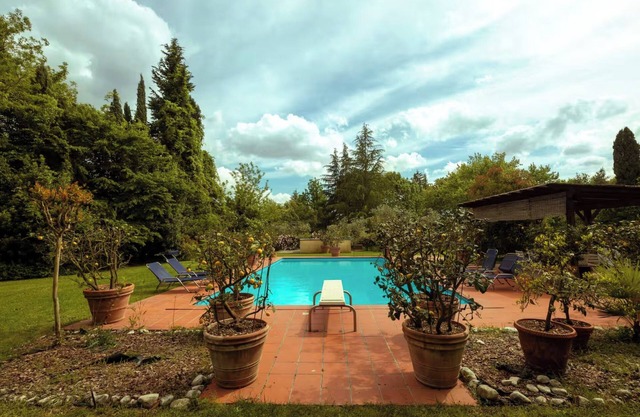 Villa Luciana, with Outdoor Pool and Spa