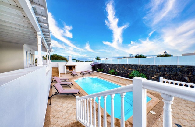 Villa Mar Azul Puerto Calero - Private Pool and BBQ By Lanzarote Vacation Homes