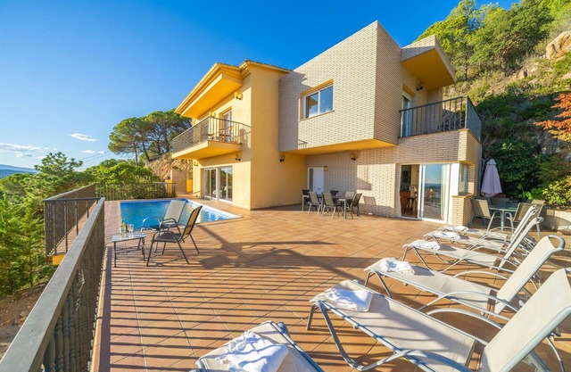 Villa Mare Nostrum , Panoramisch Zeezicht