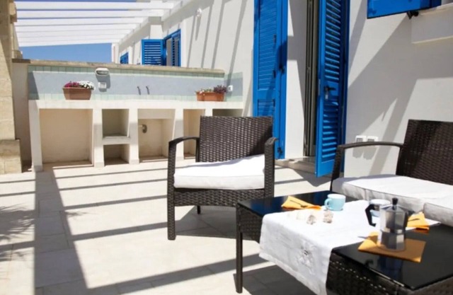 Villa 'Mina Uno' with Private Garden and Air Conditioning