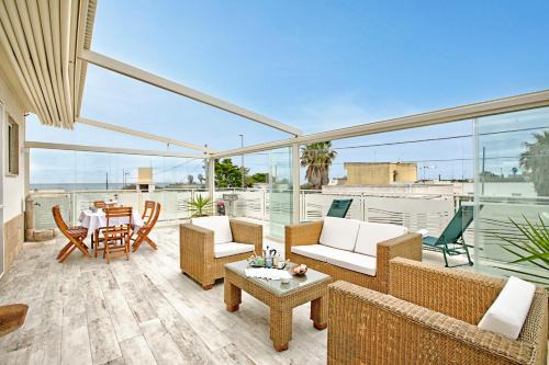 Villa Na' Lu' With Sea View Apartments