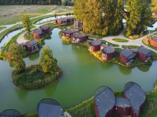 Villa near Tournai in a Leisure Award Park
