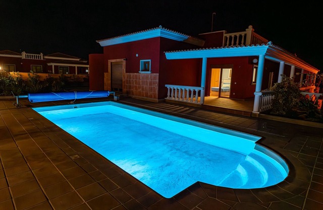 Villa Oceana – Cliffside Retreat