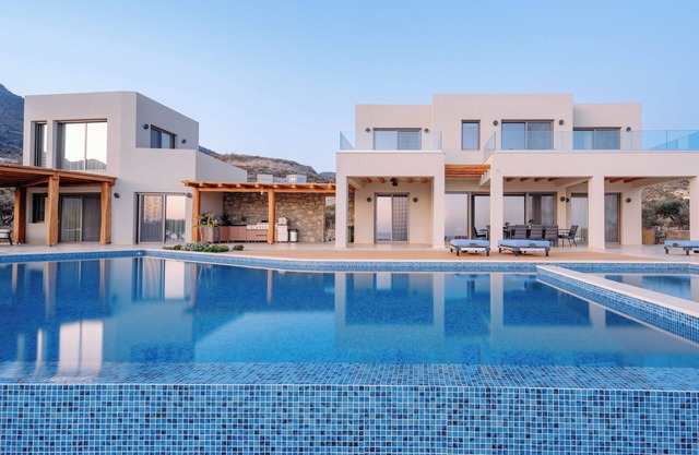 Villa Paradiso your luxurious escape - create cherished memories for a lifetime!
