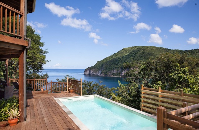 Villa Palm Bay/Stunning View/5 min to beach/1 km to downtown/King size bed