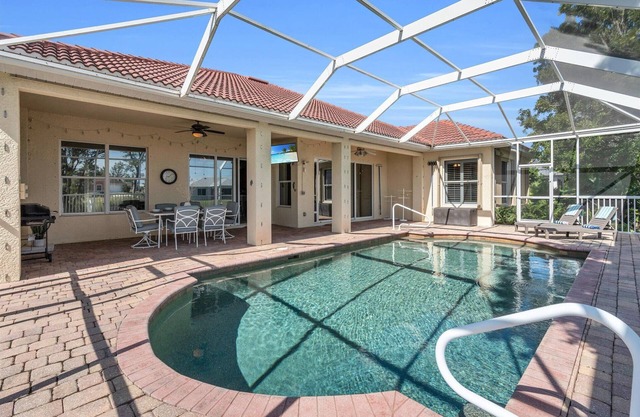 Villa Pelican - 3 beds/2.5 baths heated pool home in Cape Coral - Palmetto Pine Golf Club